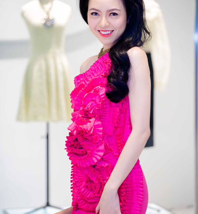 Tin sao Việt 24h: Vũ Hoàng Điệp tái xuất sau thời gian dài ở ẩn