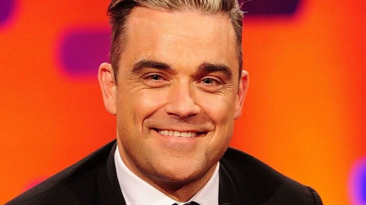 Robbie Williams sẽ phẫu thuật thẩm mỹ