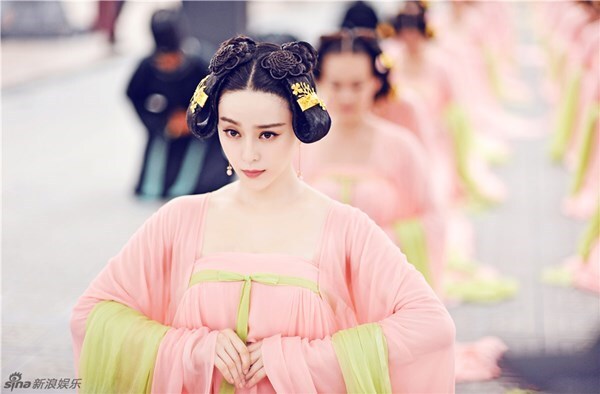 Ngắm dàn phi tần, mỹ nữ tuyệt đẹp trong phim Võ Tắc Thiên