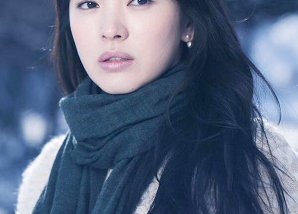 Tóc mái thưa - xu hướng mê hoặc các quý cô Châu Á