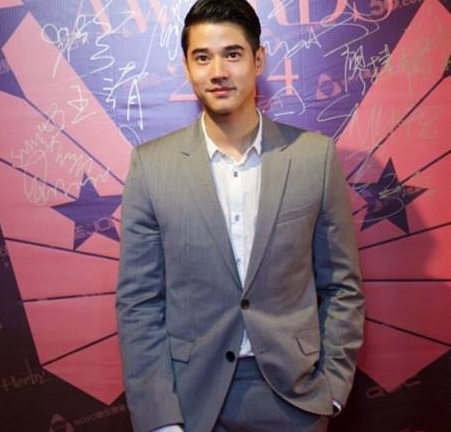 Mario Maurer phá cách với veston