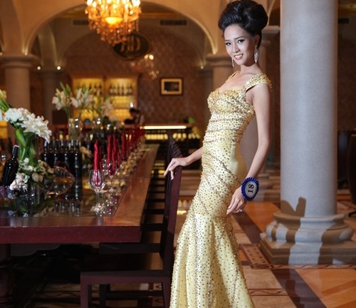 Thí sinh Hoa hậu Đại Dương khoe sắc với đầm dạ hội sang trọng