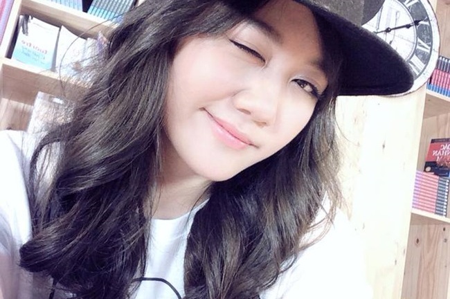 Văn Mai Hương gửi lời chúc sĩ tử thi tốt