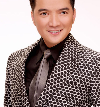 Đàm Vĩnh Hưng huỷ show ở Mỹ ra Hà Nội hát vì