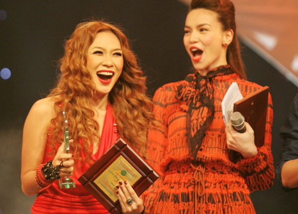 Mỹ Tâm - Hà Hồ và câu chuyện 