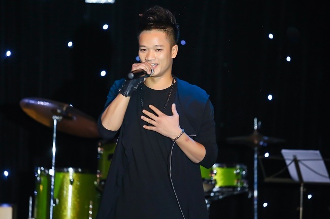 Anh Quân tiết lộ lý do hát 