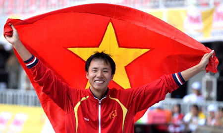 Đoàn Việt Nam liên tiếp gặt