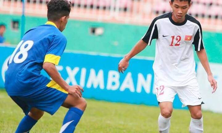 Bầu Đức đưa 2