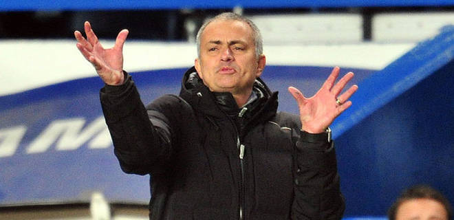 Chelsea ngược dòng siêu kịch tính, Mourinho vẫn chê học trò