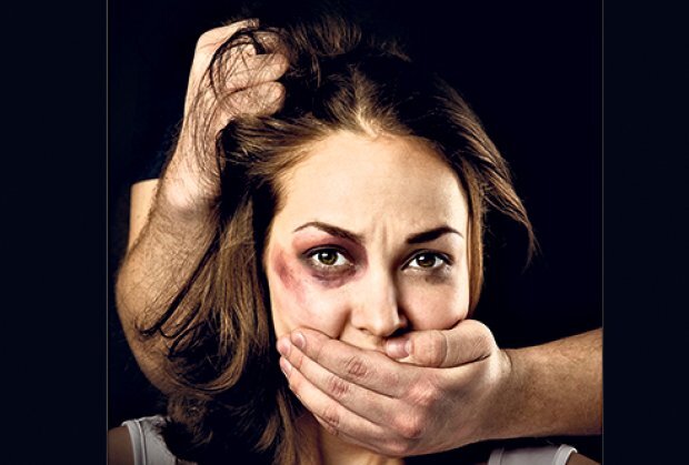 Hiếp dâm 12 học trò tuổi teen, HLV bóng rổ lĩnh 15 năm tù