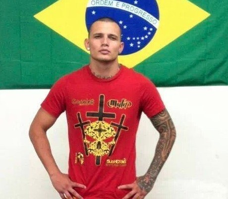 Võ sỹ đoạt dao, đâm chết kẻ trộm tại nhà riêng