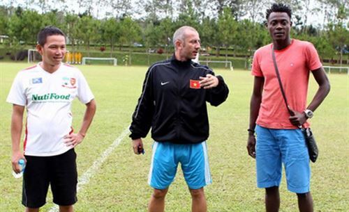 Công Phượng liệu có được xuất ngoại sau Vleague 2015?