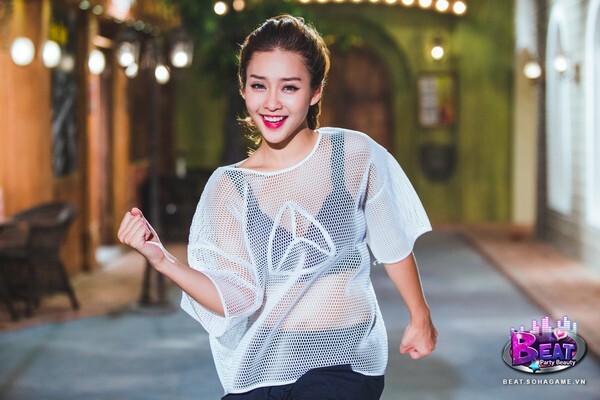 Thân hình siêu chuẩn hot girl làng võ Việt Nam