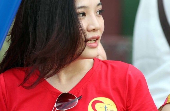 Ngắm những bóng hồng rực rỡ của CLB Than Quảng Ninh
