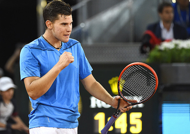 Tay vợt gốc Việt Nam đánh bại đương kim vô địch Wawrinka