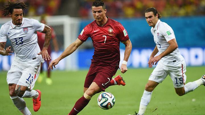 Ronaldo đảo bóng siêu đẳng qua hàng loạt cầu thủ Mỹ