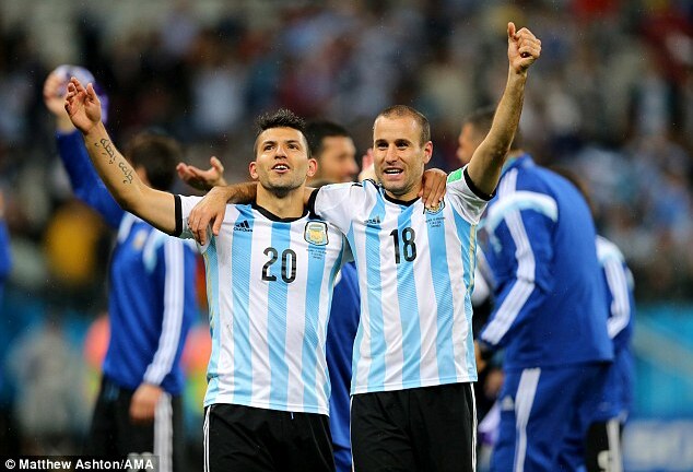 Clip Argentina đấu với Hà Lan: Tango hạ 