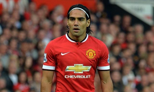 Thể thao 24h: Mourinho bị phản, sao Hà Lan mơ đến M.U