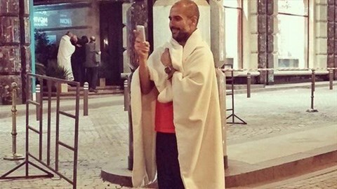 Sao Bayern chạy ‘thục mạng khi khách sạn báo cháy