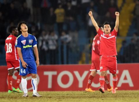 Lịch thi đấu vòng 5 V.League 2015: Công Phượng và HAGL khó thắng