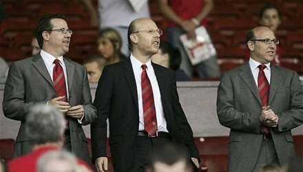 Van Gaal trước nguy cơ bị