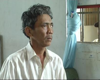 Lão bán vé số đâm chết vợ vì ghen tuông