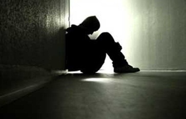 Đứng tim nhìn vợ trên giường với người đàn ông khác!