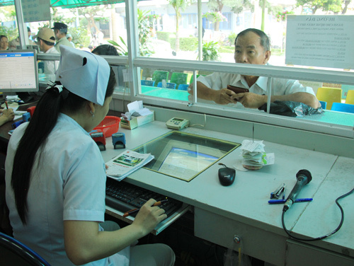 Gần 2.000 dịch vụ y tế tại TP.HCM tăng giá từ 1/6/2014