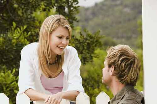 Tôi sắp kết hôn nhưng lại phải lòng với anh chàng hàng xóm