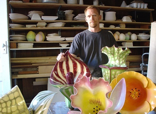 Ấn tượng với mô hình toilet nam hình hoa lá độc nhất vô nhị