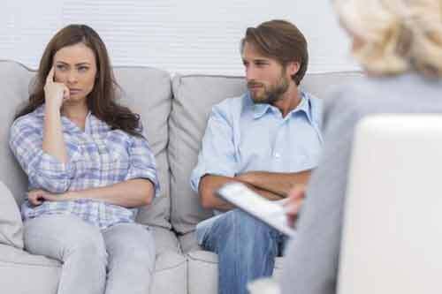 Cặp đôi ly hôn vì chồng “cầu cho vợ mắc ung thư”