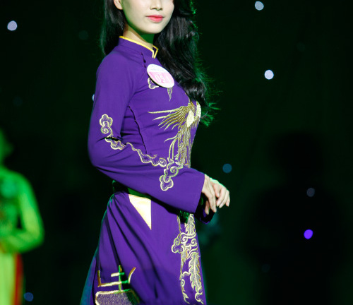 Ngắm vẻ đẹp mê hồn của tân hoa khôi Đại học Luật Hà Nội