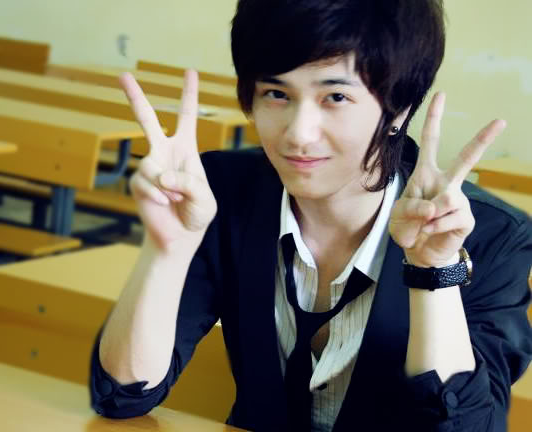 Ngoại hình của những hot boy Việt ngày ấy và bây giờ