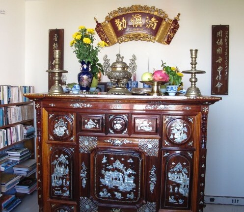 Những điều cấm kỵ khi sắp xếp ban thờ gia tiên bạn nên tránh