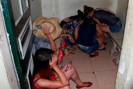 Khám phá các kiểu gái bán dâm lạ lùng đến xót xa