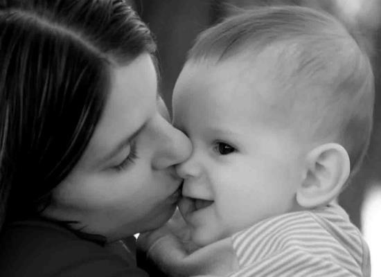 Ngày 8/3: Hạnh phúc thay cho những ai có mẹ, riêng tôi...