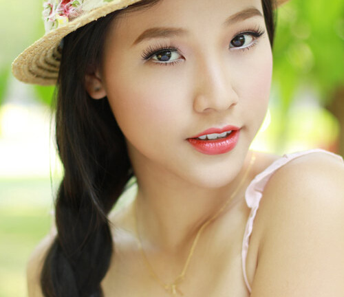 Những MC xinh đẹp cầm tinh con ngựa