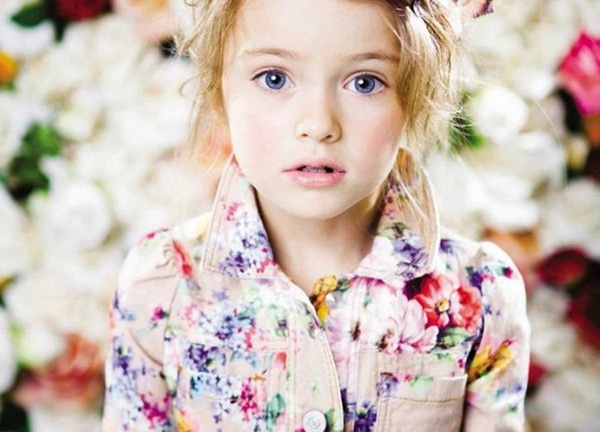 Ngẩn ngơ trước vẻ đẹp của mẫu nhí đình đám nhất thế giới