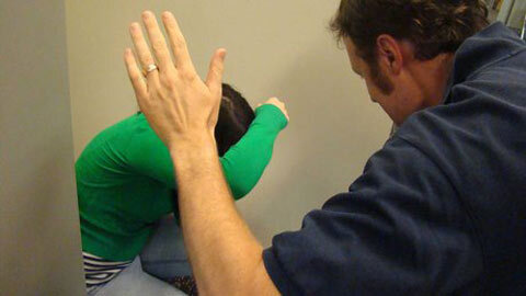 Đau đớn khi sống cùng chồng thất nghiệp lại còn vũ phu