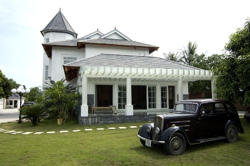 Đại gia Thanh Hóa xây biệt thự triệu đô trên khu đất 50.000m2