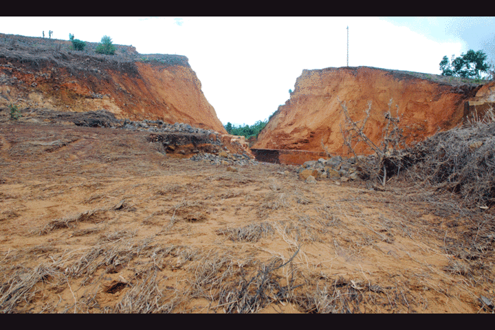 Vụ vỡ đập thủy điện Ia Krêl 2: Đền bù thiệt hại ở chế độ… chờ