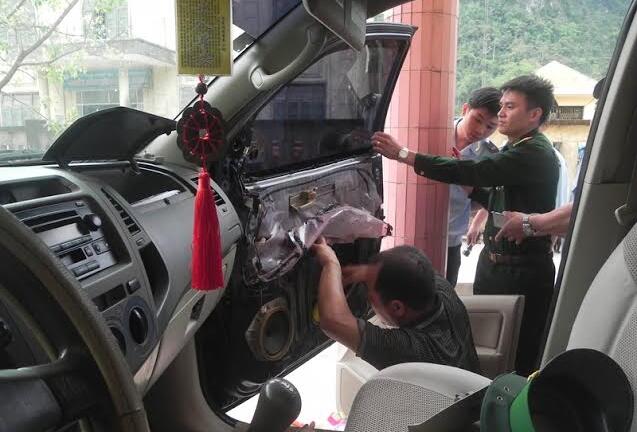 BĐBP bắt giữ 2 đối tượng vận chuyển ma túy từ Lào về Việt Nam tiêu thụ