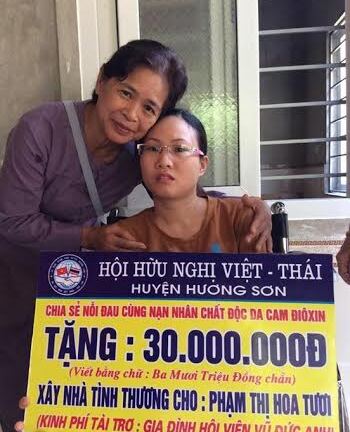 Tình hữu nghị sưởi ấm những tấm lòng
