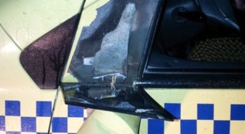 Bảo vệ tòa nhà Keangnam hành hung dã man tài xế taxi