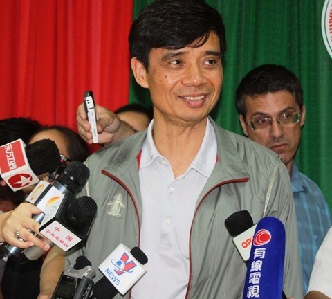 Việt Nam tạm dừng một số hoạt động tìm kiếm máy bay mất tích