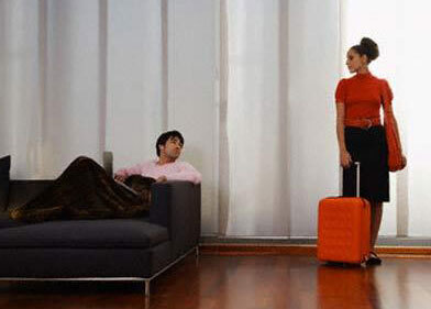 Vợ đi xa, về nhà thấy thiếu bao cao su