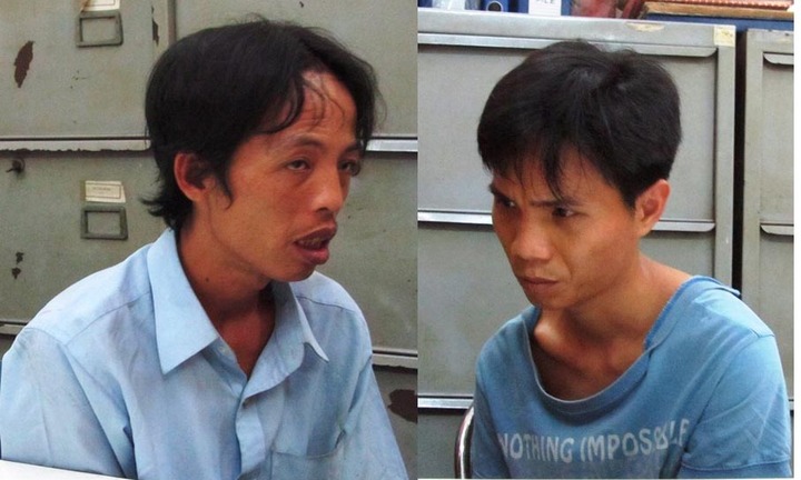 Đuổi bắt hai đối tượng tàng trữ ma túy trong người