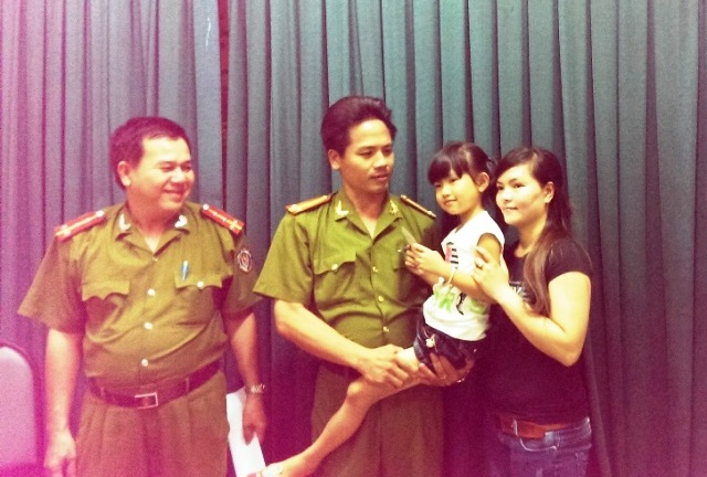 Điều tra vụ bé gái 6 tuổi bị bắt cóc tại BV Nhi  Đồng 1