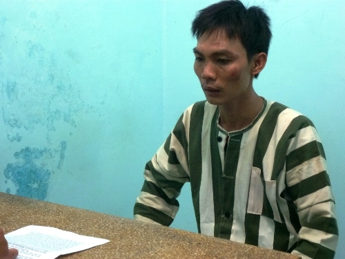 Trộm liều lĩnh cầm dao bấm đâm trọng thương chiến sĩ công an