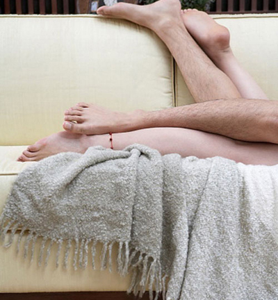 Vợ “ăn gan hùm” ngang nhiên gọi trai bao đến nhà “phục vụ”